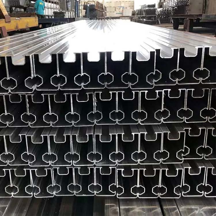 2011 6063 aluminum extruded profiles (2)